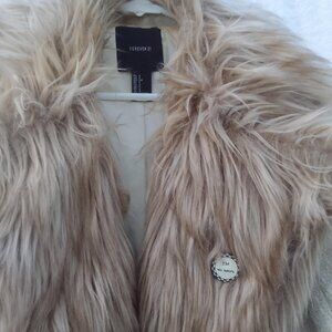 Bundle sunglasses&Forever 21 faux firs fashion warm overcoat brand new